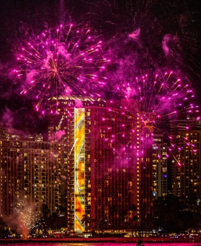 スターオブホノルル号 パシフィック・スター金曜花火ビュッフェ