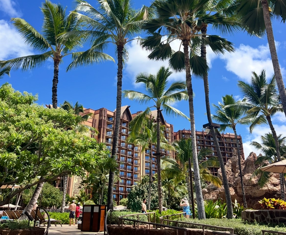 ホノルルクッキーカンパニー 2025年春のフローラルレイコレクション