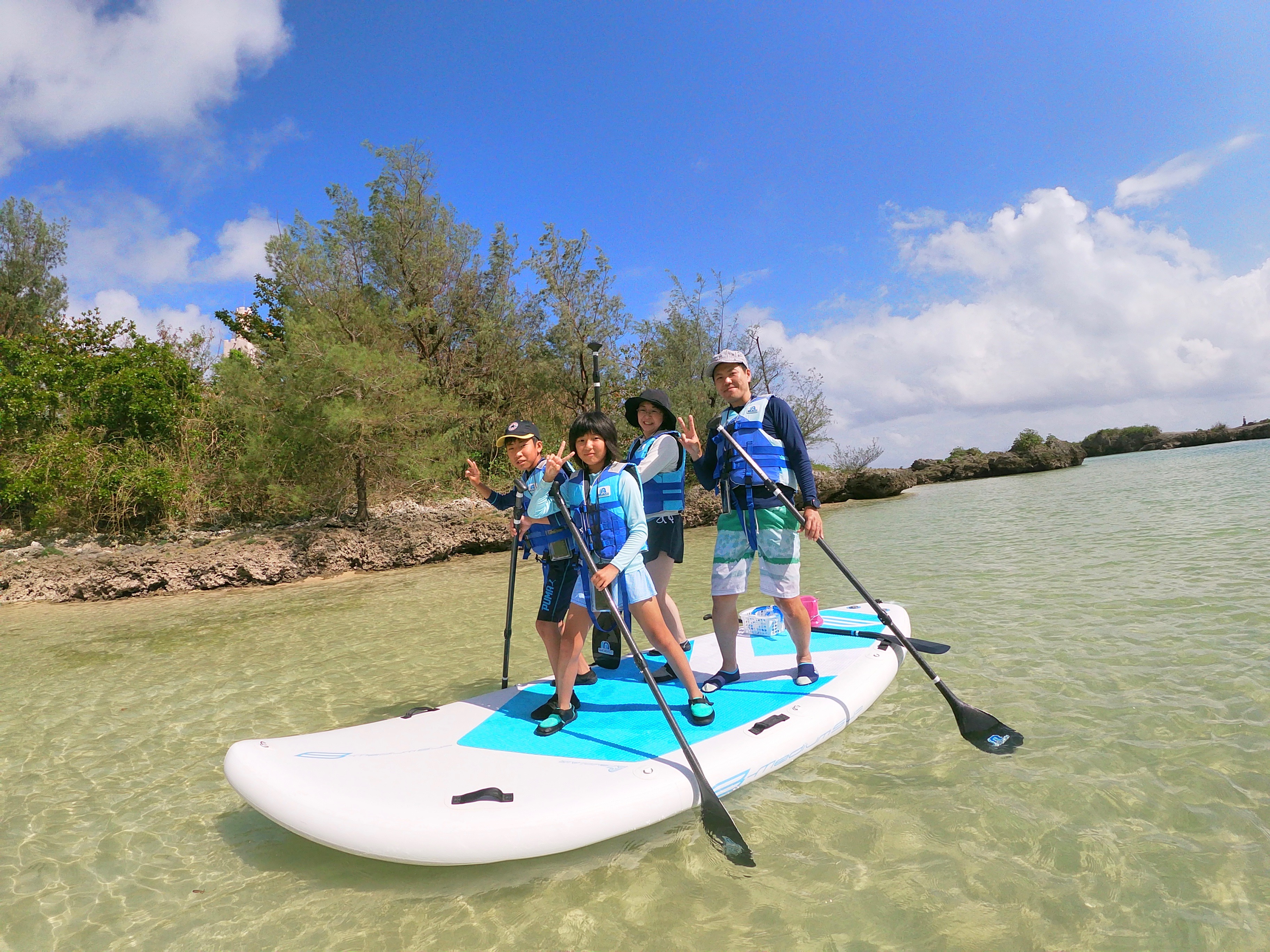 1組限定！】1艇 / 最大3人乗り！MEDIUM SUP (ドイツ村/60分