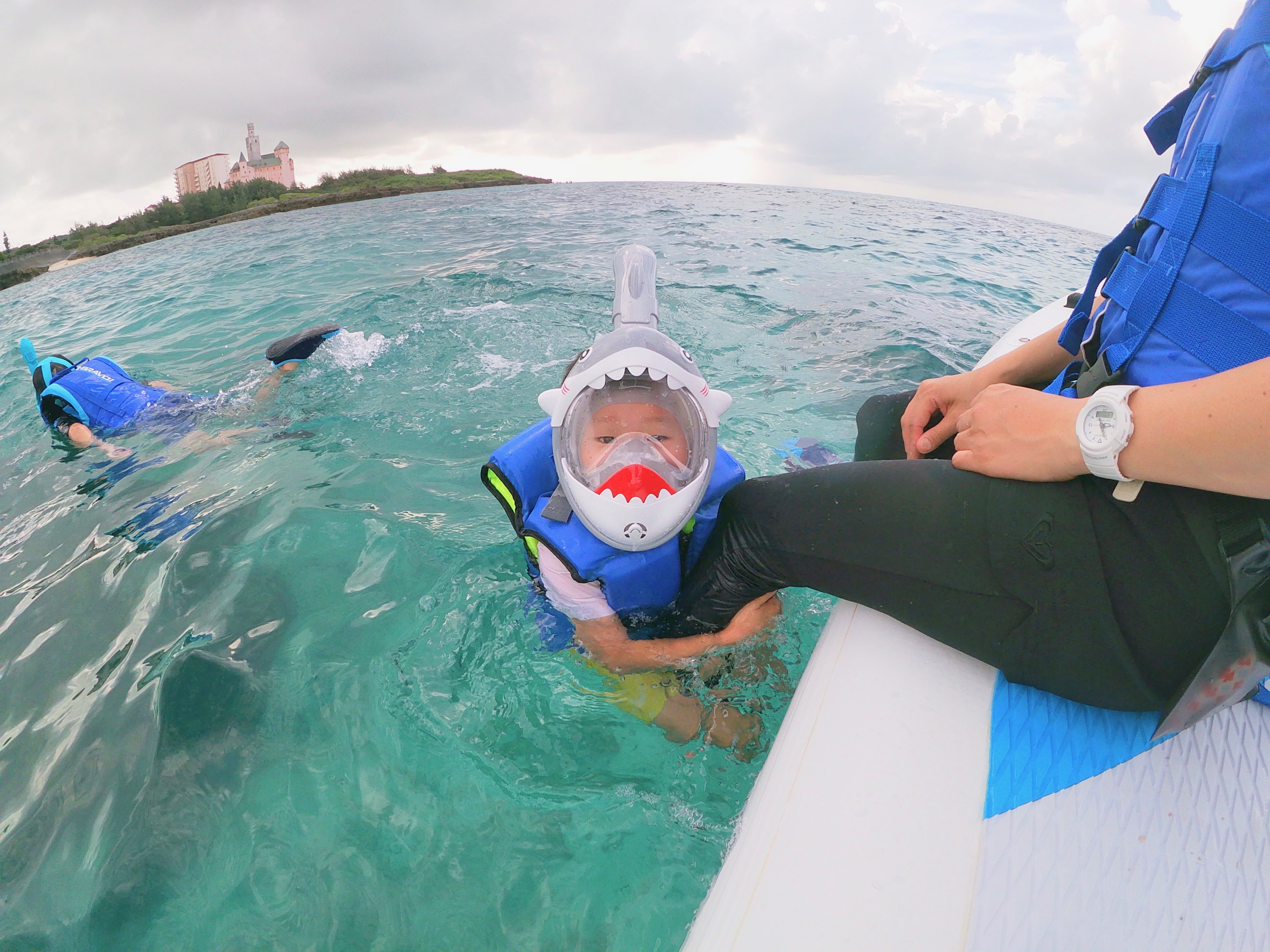 1組限定！】1艇 / 最大3人乗り！MEDIUM SUP (ドイツ村/60分