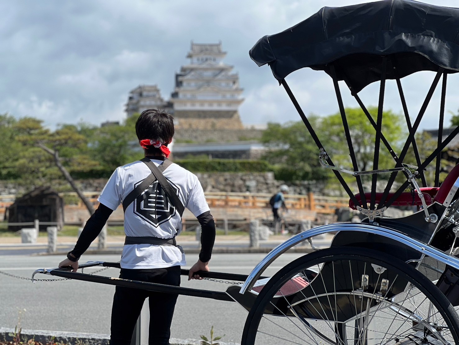 歴史と風情を感じながら廻る姫路城前人力車体験～俥夫が案内する城下町
