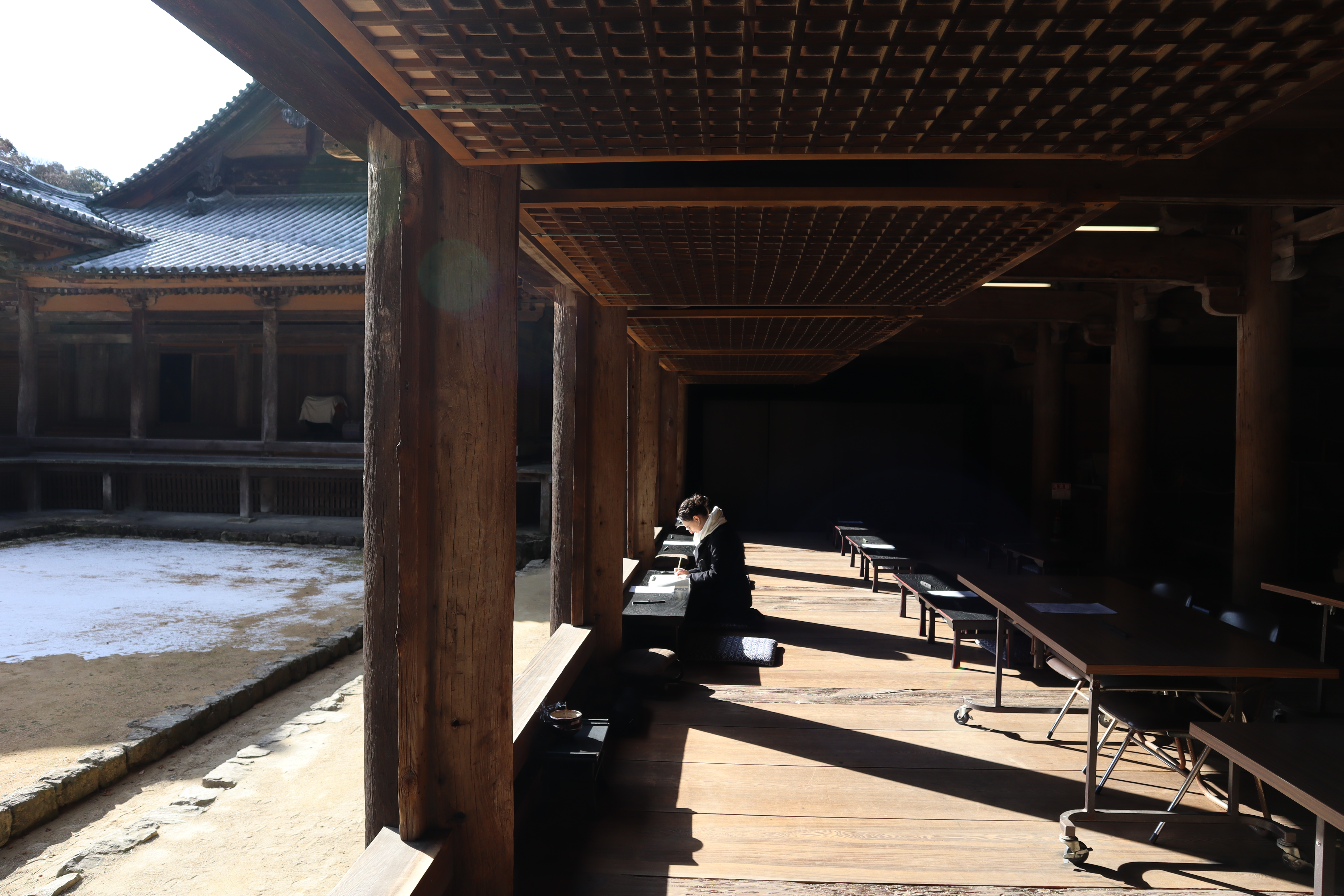 自然と歴史に包まれてヒーリング」 ―書寫山圓教寺・般若心経体験