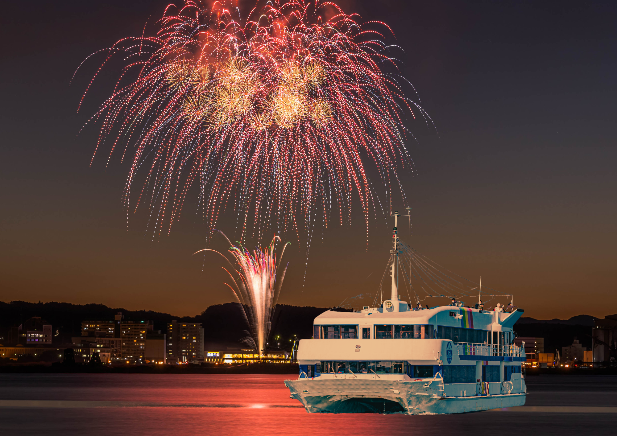 夏の清水港花火ナイトクルーズ【7/18・19・20】