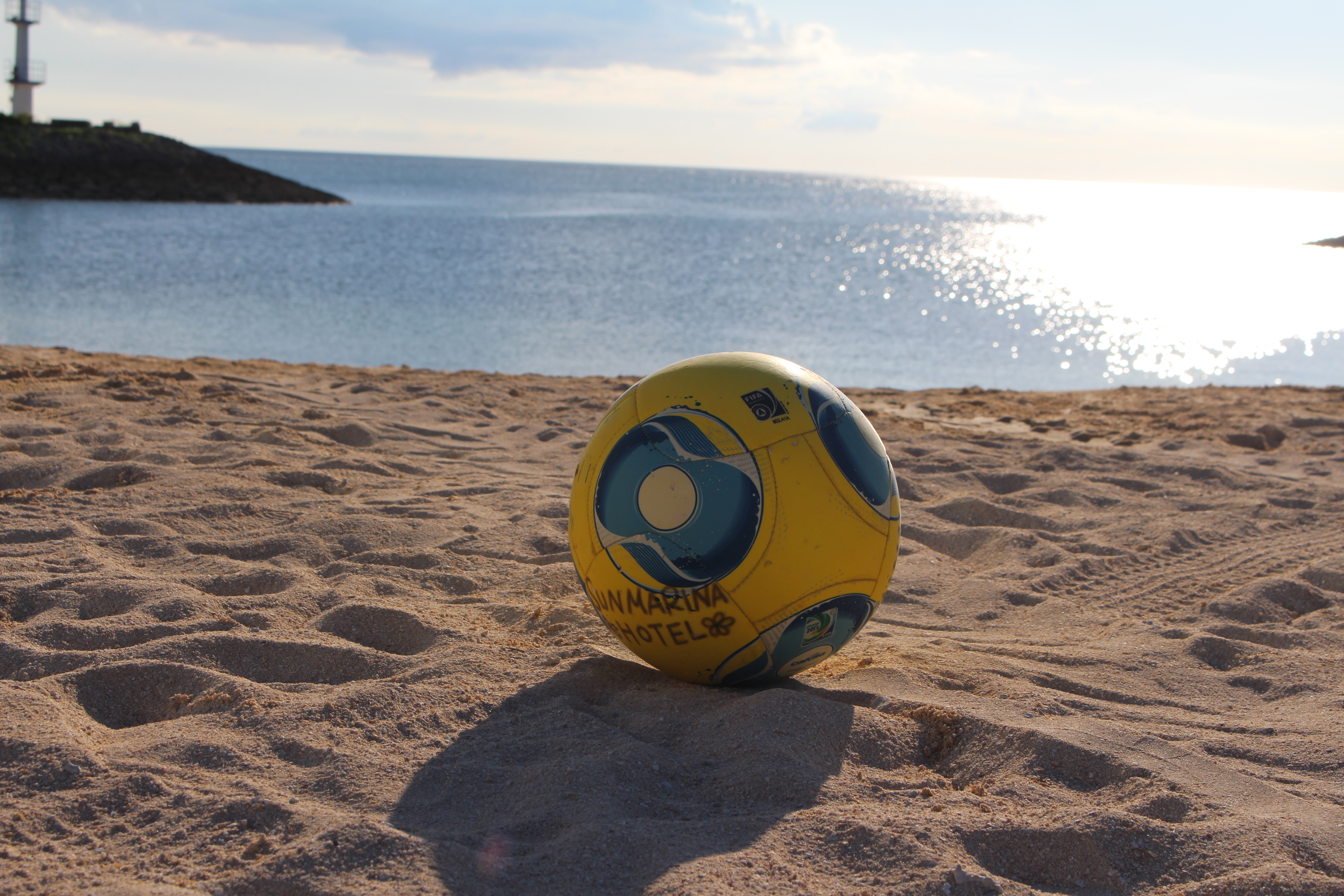 ビーチサッカー