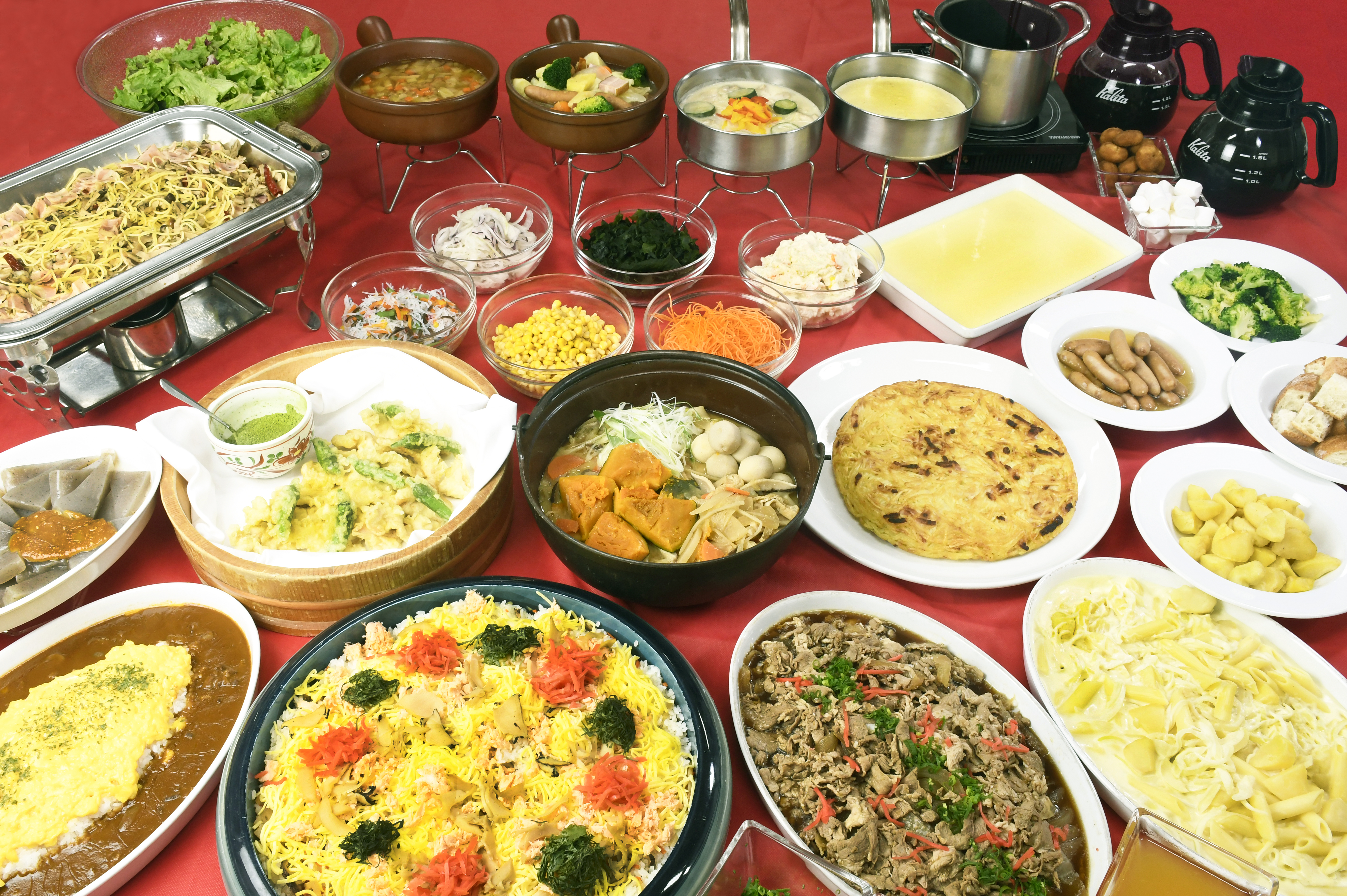 横浜発 お土産付きで大満足♪山梨満喫バスツアー♪~桔梗屋信玄餅&クロワッサン&野菜詰め放題&スイス料理バイキング!~